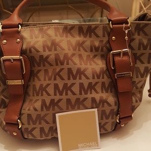 Michael Kors purse